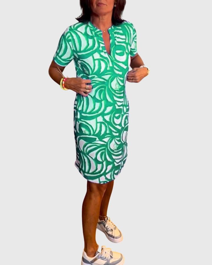 Evelyn | Flattering Avenue Walk Dress