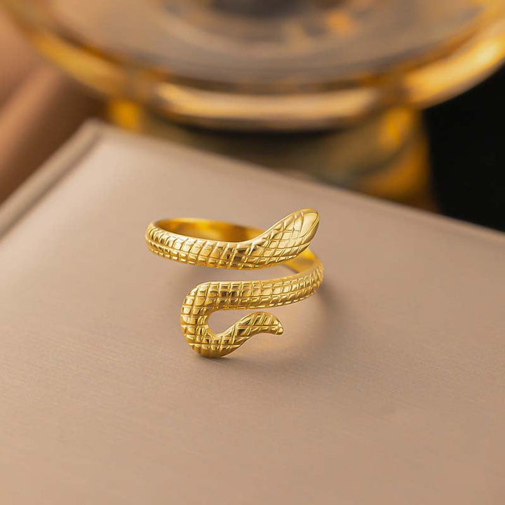 Evelyn | 18K Gold Ring