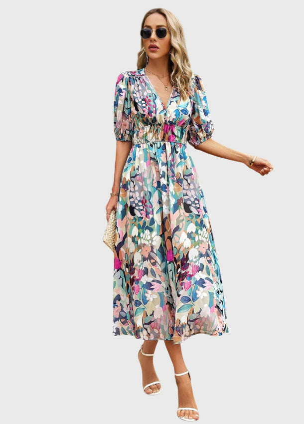 Evelyn | Flattering Floral Midi Dress