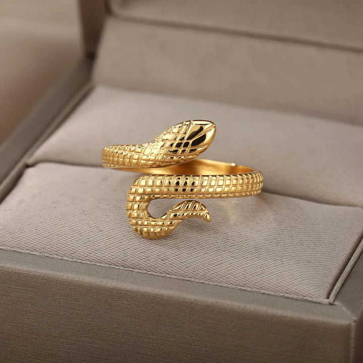 Evelyn | 18K Gold Ring