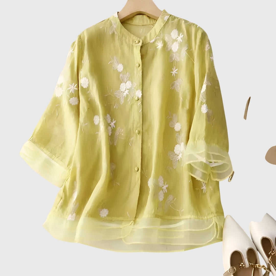 Evelyn | Elegant Top with Embroidered Flowers