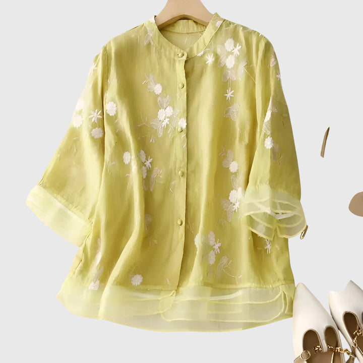 Evelyn | Elegant Top with Embroidered Flowers