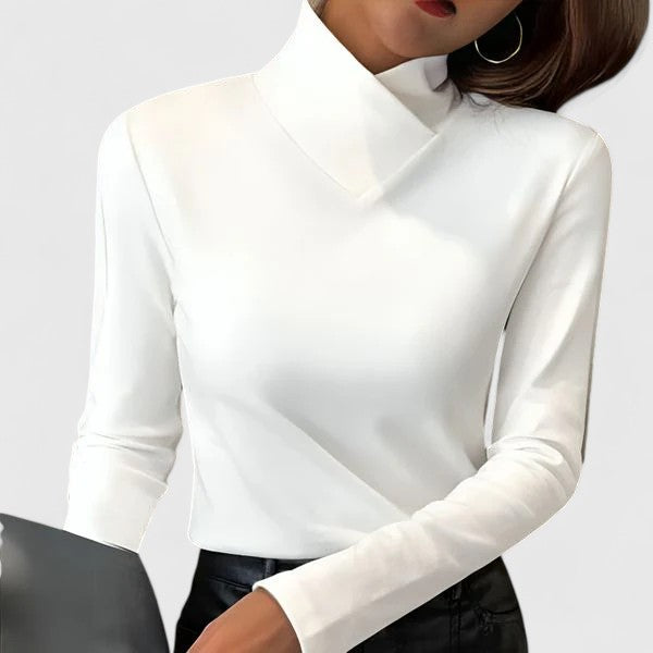 Evelyn | Elegant Turtleneck