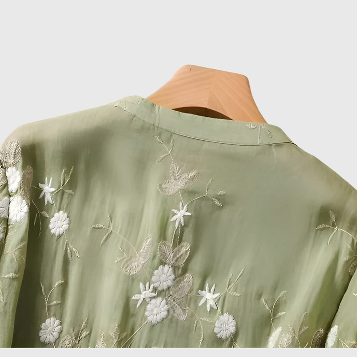 Evelyn | Elegant Top with Embroidered Flowers
