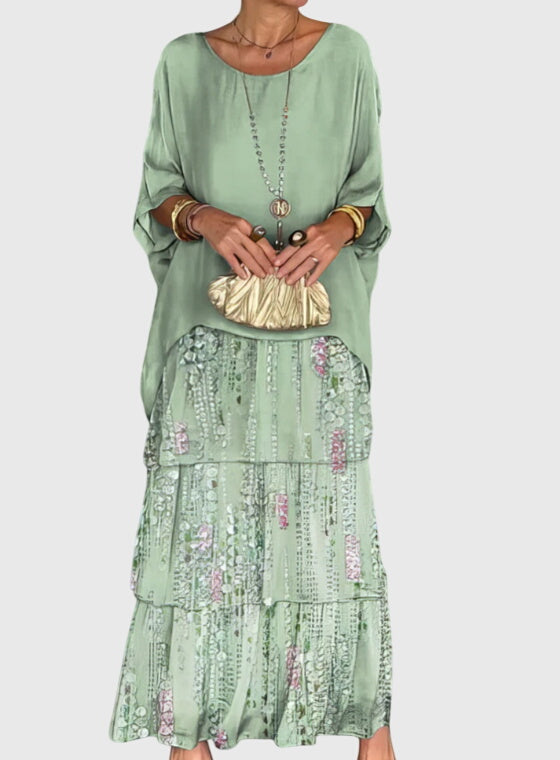 Evelyn | Long and Flowing Elegant Dress