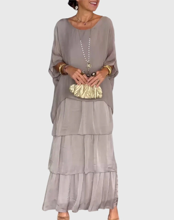 Evelyn | Long and Flowing Elegant Dress