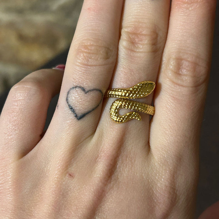 Evelyn | 18K Gold Ring