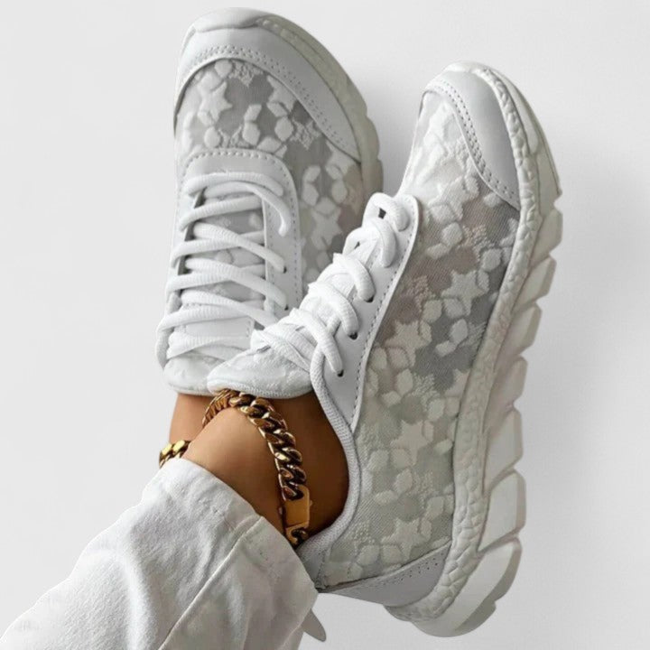 Evelyn | Cozy Sneakers