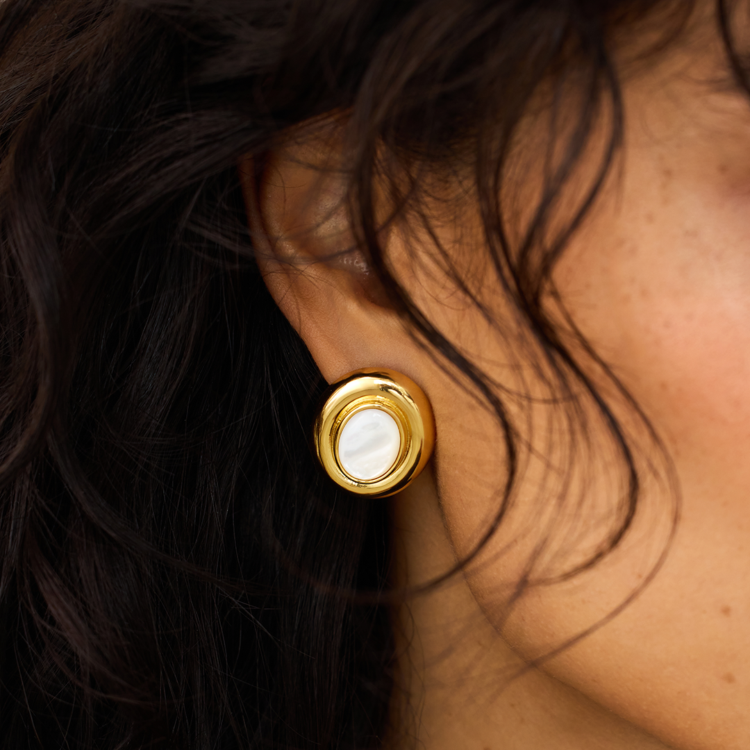 Evelyn | Stud Earrings 18k Gold
