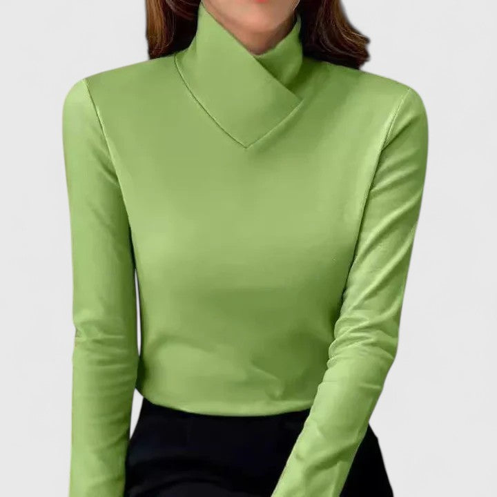 Evelyn | Elegant Turtleneck