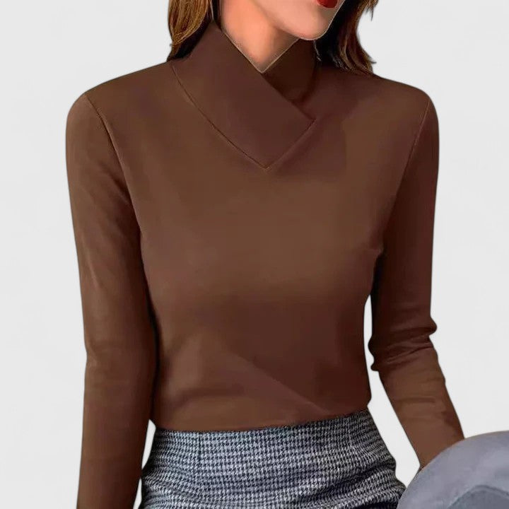 Evelyn | Elegant Turtleneck