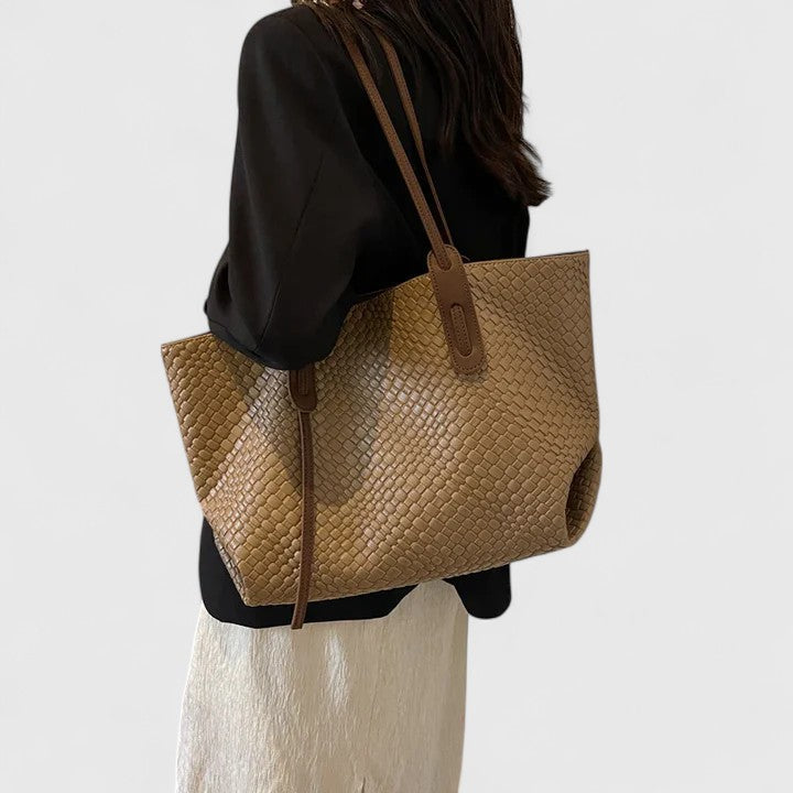 Evelyn | Chic Tote Bag