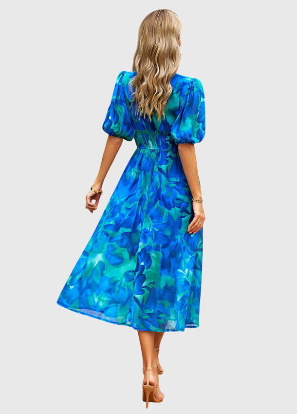 Evelyn | Flattering Floral Midi Dress