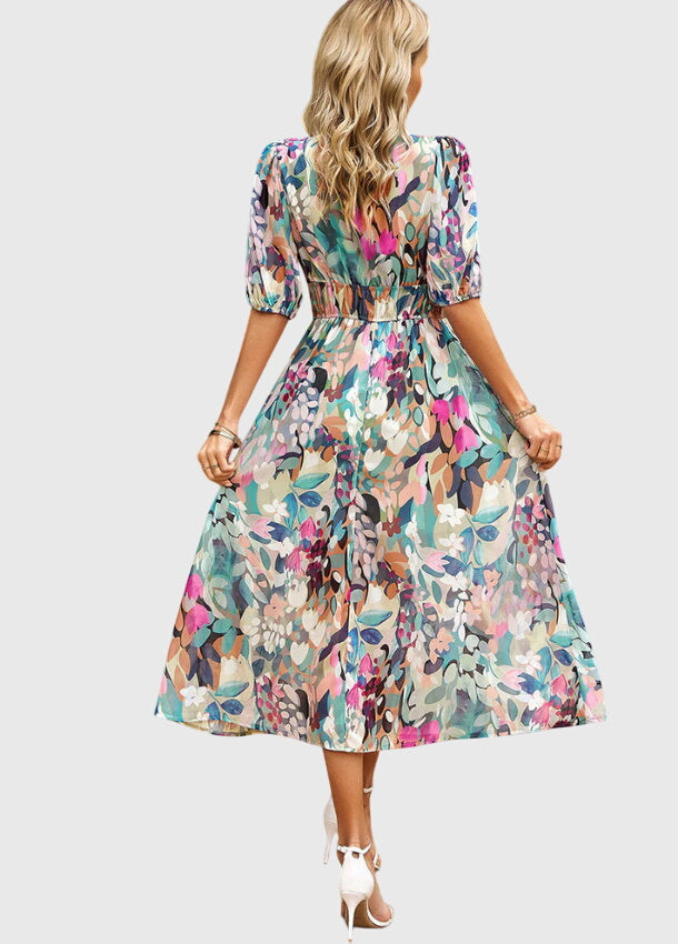 Evelyn | Flattering Floral Midi Dress
