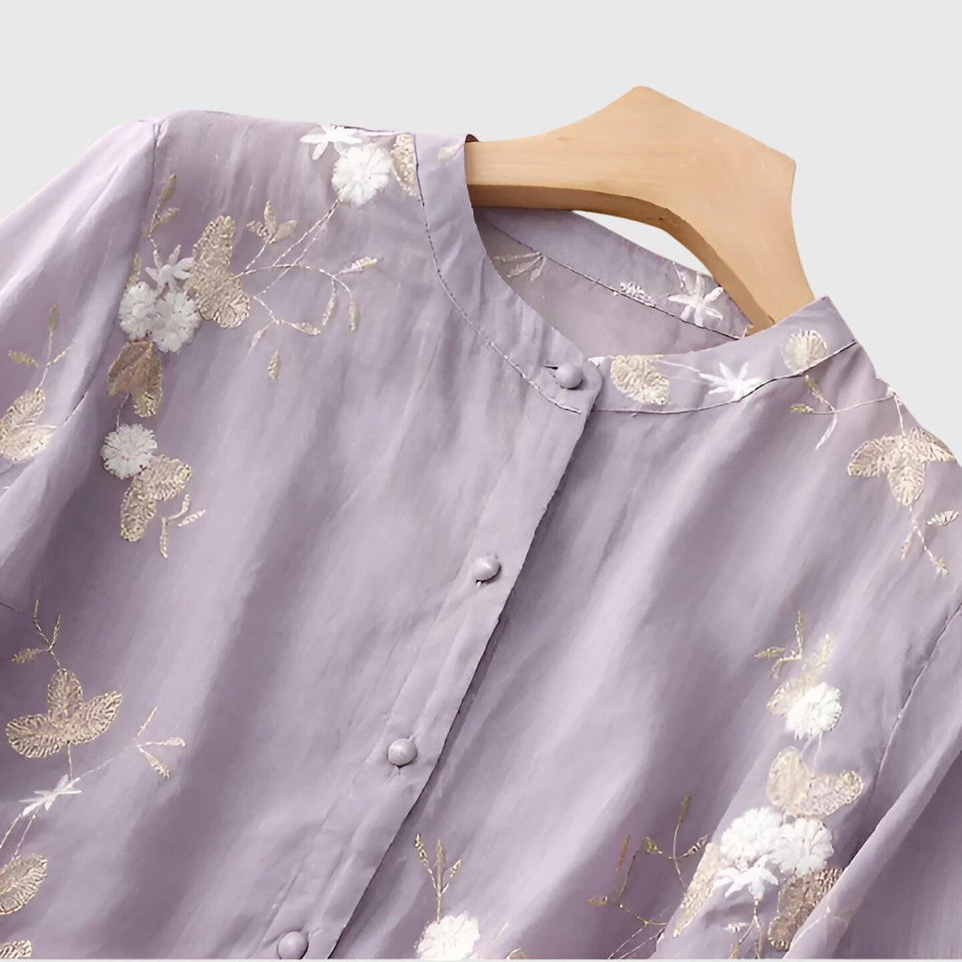 Evelyn | Elegant Top with Embroidered Flowers
